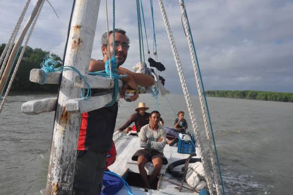 Fim de viagem, chegando à Ilha de Lençóis, nas Reentrâncias Maranhenses - MA